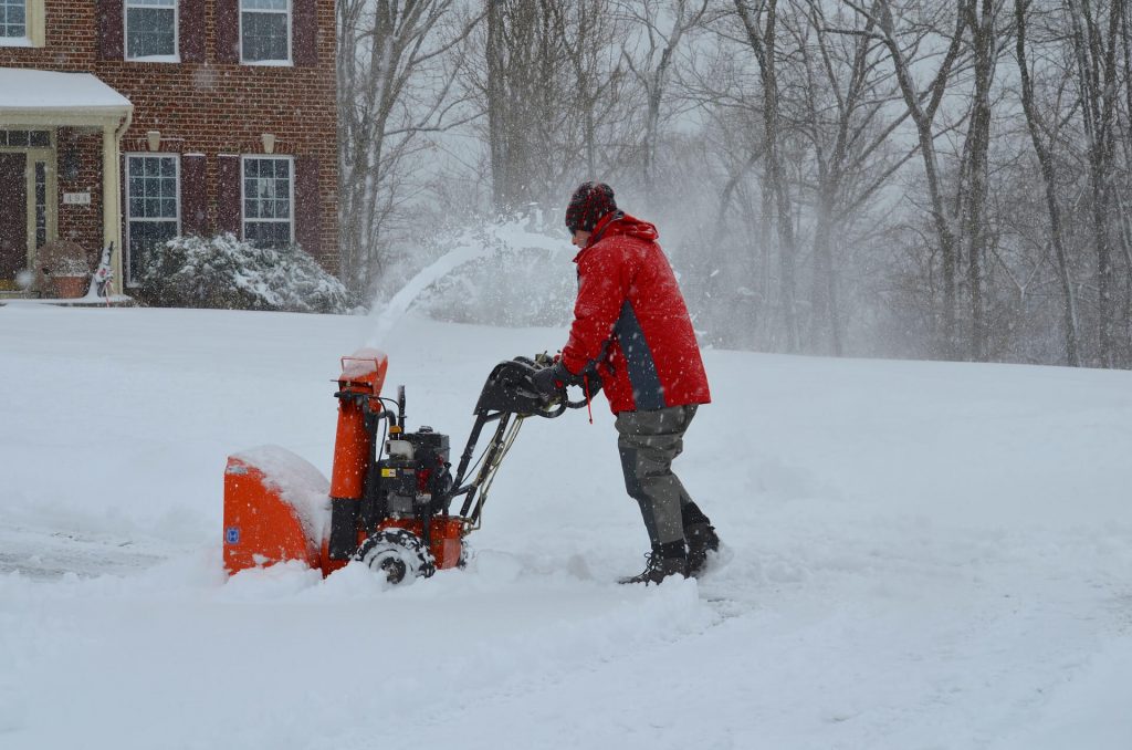 snow blower safety, snow blower security, security specailists snow blower, security specailsts snow removal, stamford snow blower safety, connecticut snow blower safety, winter season snow blower,